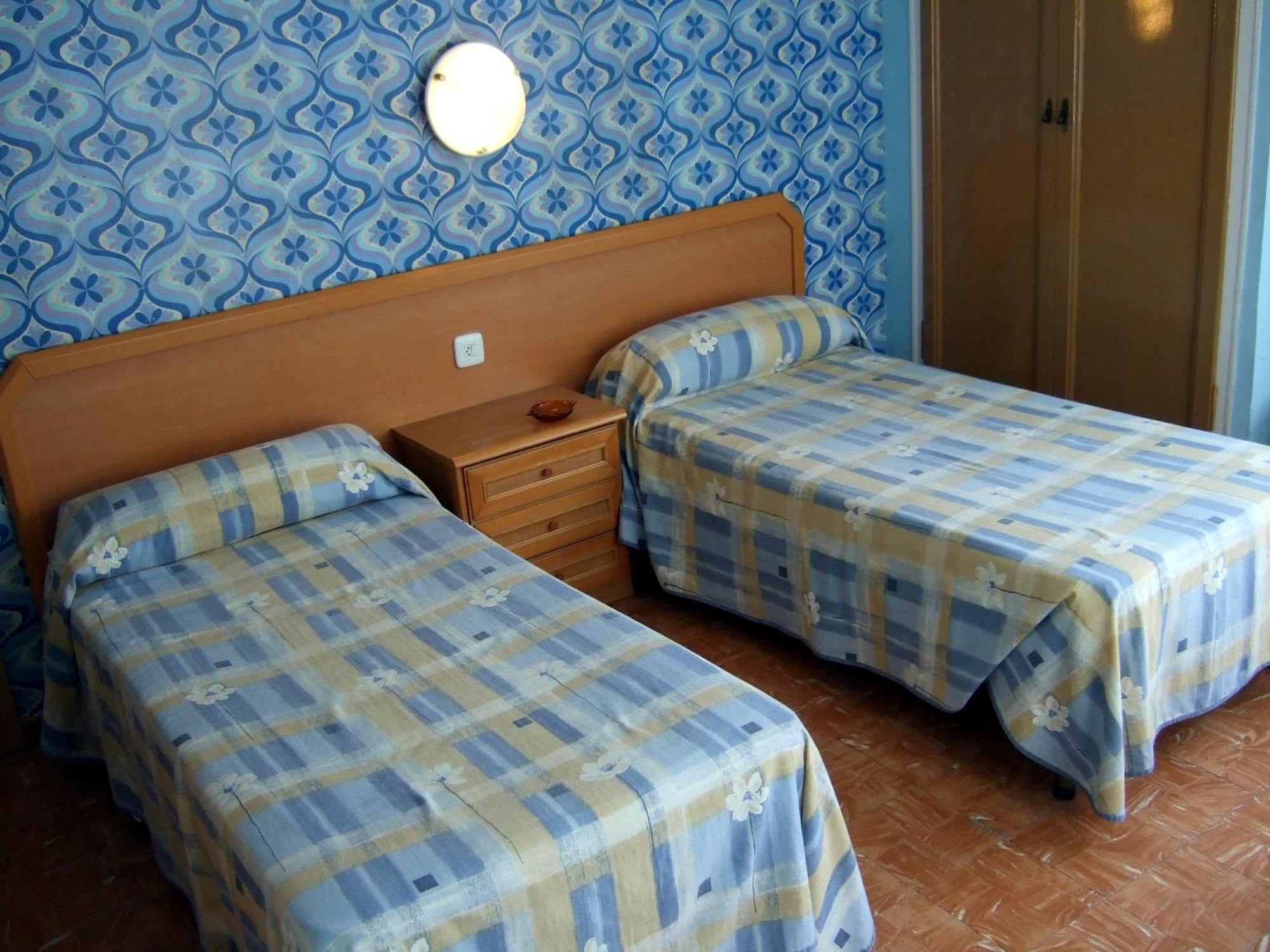 Hostal Julieta Lloret de Mar Exterior foto