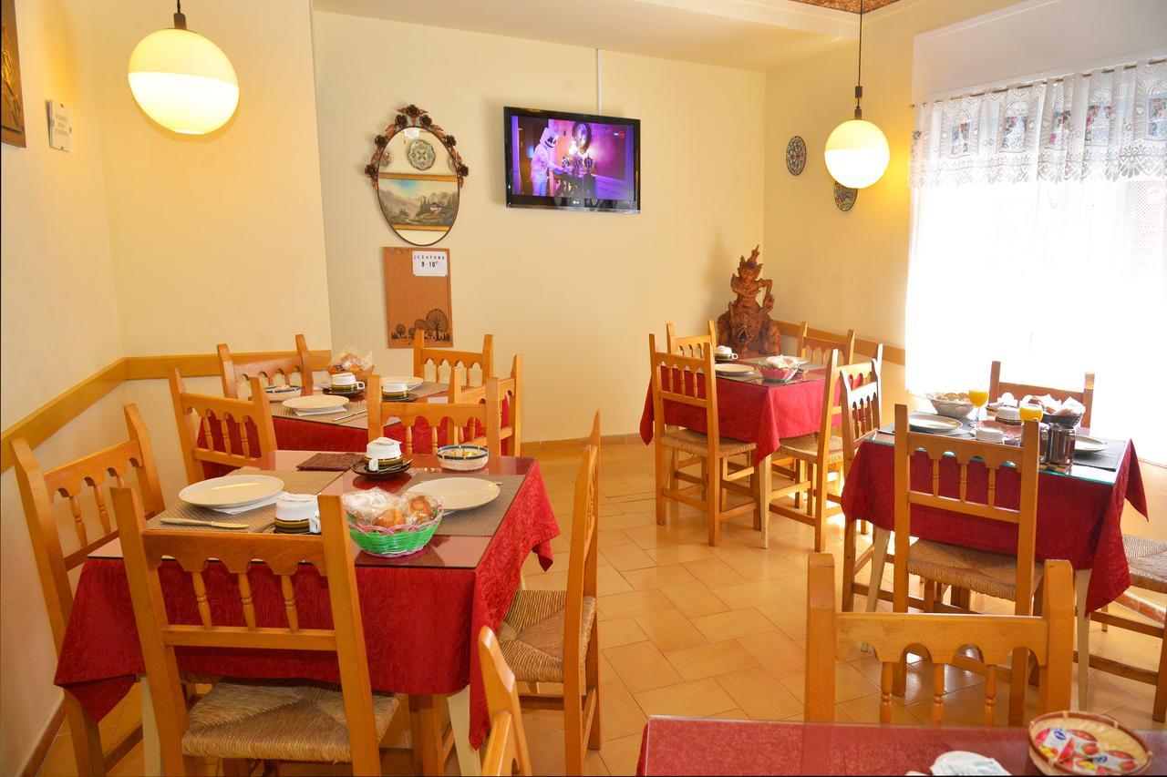 Hostal Julieta Lloret de Mar Exterior foto